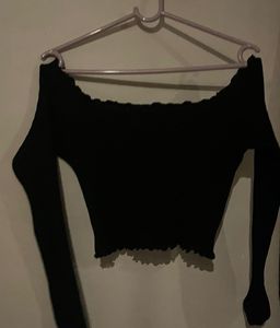 Black Off-Shoulder Long Sleeve Top