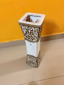 Elegant Decorative Flower Vase