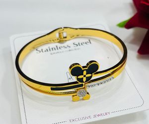 Gold Stainless Steel Clover Bracelet