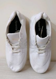 New Men&#39;s Fashion Design White Shoes Size-10