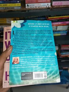 It Ends With Us - Novel Set By Colleen Hoover