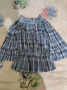 Chic Plaid Peplum Top