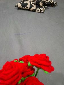 Crochet Red 7 rose bouque