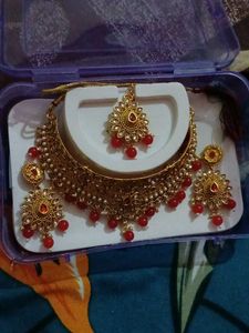 Elegant Indian Jewelry Set