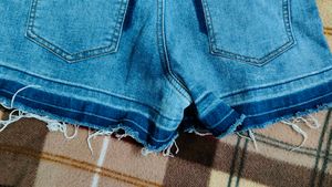 DAMIN SHORTS🩳