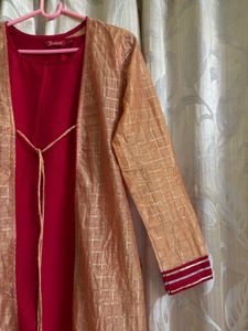 Women&#39;s Red Viscose Printed Ethnic Sets