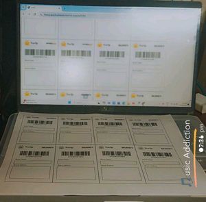 Packaging Cardboard Box +1 Tape + 8 Shipping Label