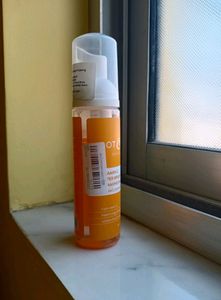 Dot &amp; Key Foaming Face Wash