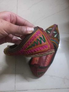Rajisthani Jaipuri Juttis /Ethnic Footwear