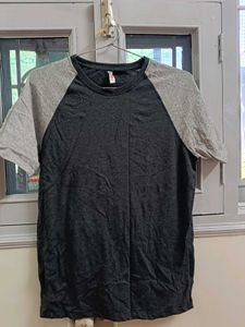 Two-Tone Raglan T-Shirt