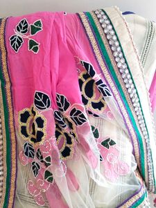 Ghagra Style Saree With Blouse Piece