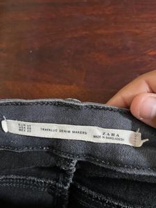 🔻Zara High Waist Jeans