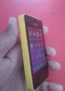 Nokia On Hai Bas Touch Charging Jack Kharab Ha