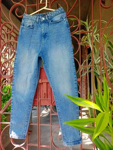 Women High Waist Washed Jeans