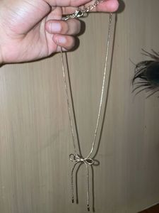 Bow Pendant Necklace