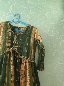 Green Kurti