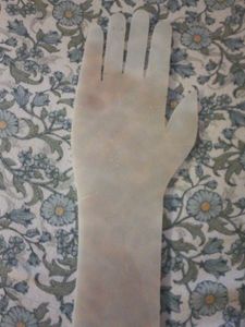 Acrylic Hand Cutout For Mahendi Practice