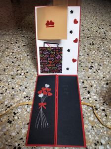 EXPLOSIVE GREETING CARD