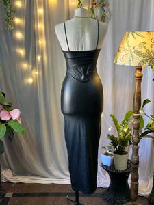 Sleek Black Bodycon Dress