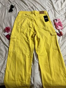 Trendy Yellow Cargo Jeans