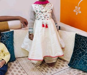 Cute Girls Ethnic Dress