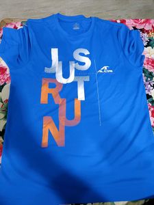 Blue &#39;Just Run&#39; T-Shirt
