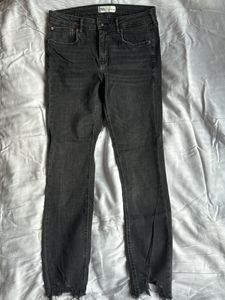 Zara Skinny Pearl Black Jeans