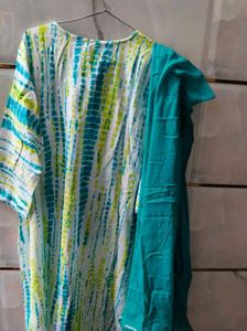 Elegant Embroidered Kurta