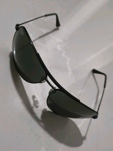 Ray-Ban Aviator Sunglasses