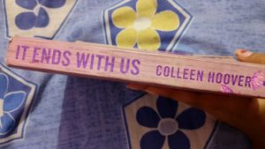 It Ends With Us - Colleen Hoover