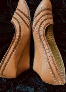 Elegant Ethnic Style Belly