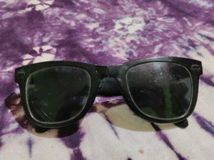 Black Framed Sunglasses