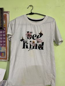 "Bee Kind" Graphic Tee