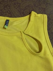 Cutout Crop Top