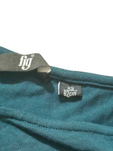 Elegant Blue-Green Women&#39;s Top