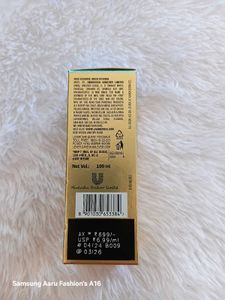 Lakme Hyaluronic Dewy Micro-Essence