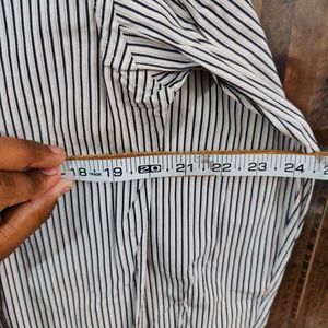 Zara Striped Shirt - Chest 40