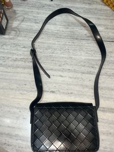 Black square box sling bag