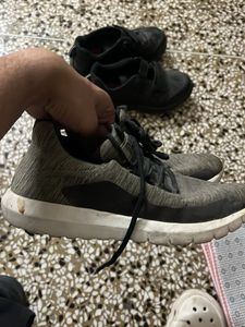 sports shoes