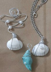 HANDMADE SEASHELL NECKLACE