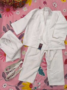 Karate Gi With gloves for Kids –  WKF Uniform 🥋