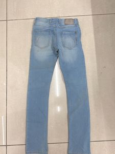 Light Wash Denim Jeans