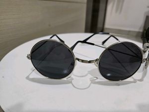 Round Sunglasses