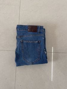 Men’s Distressed Blue Denim Jeans