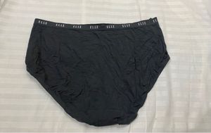 Elle Black Brief