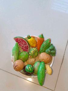 Vintage Painted Vegetable Set