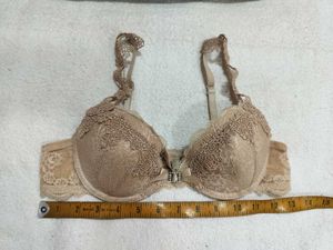 Elegant Lace Detail Bra