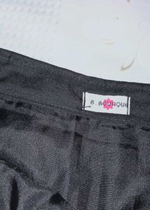 BLACK BOW SKIRT