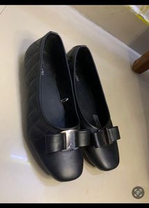 Black Flat Shoe