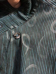 LP Looks Plus Shirt Large Size